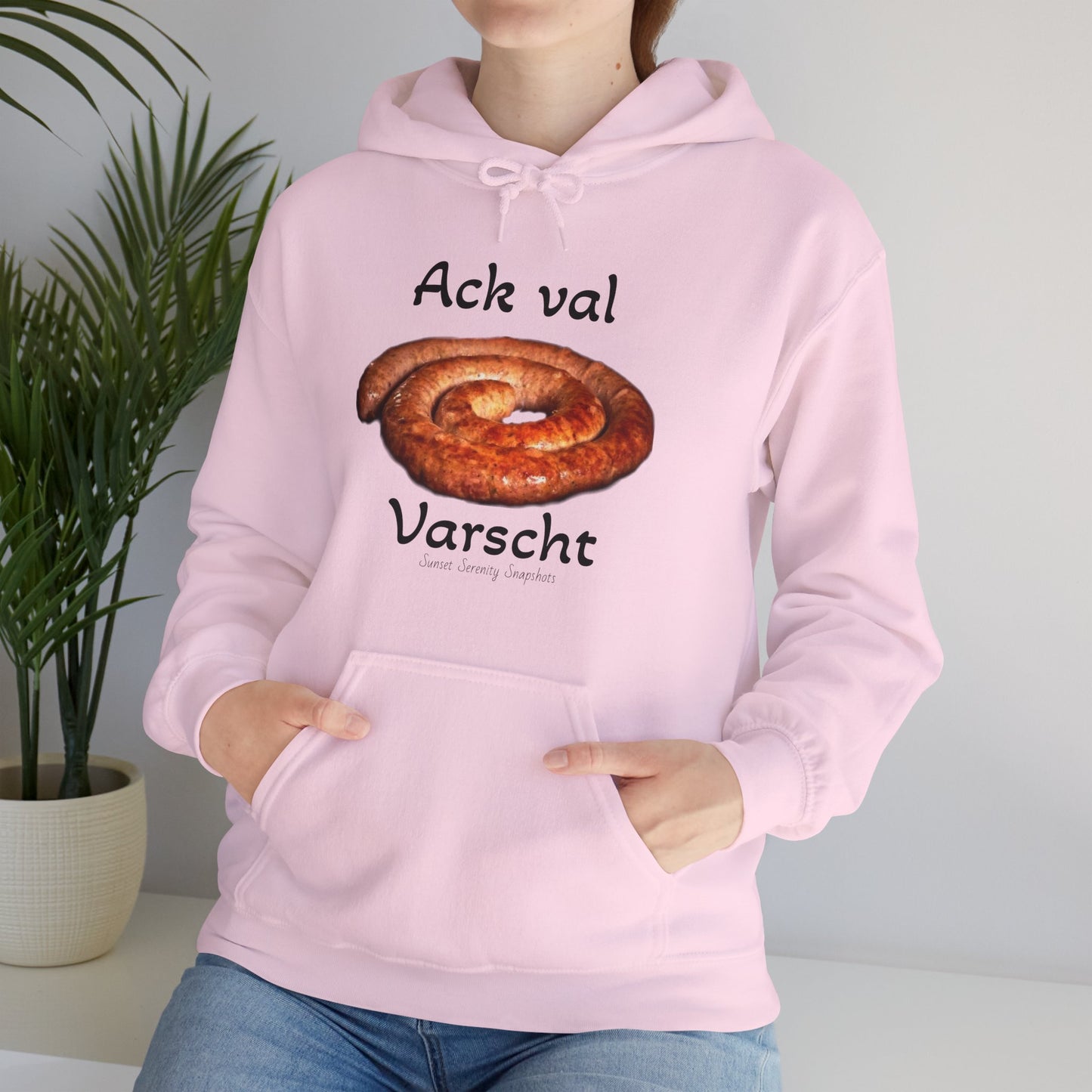 Varscht Unisex Heavy Blend™ Hooded Sweatshirt