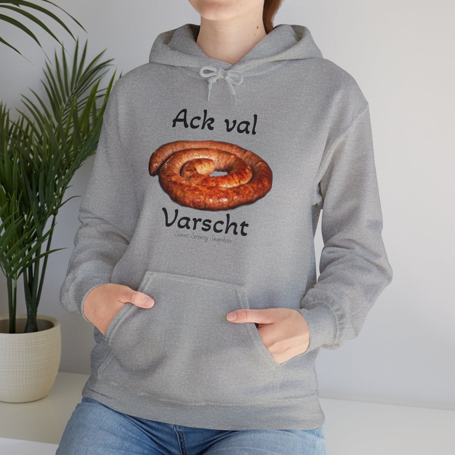 Varscht Unisex Heavy Blend™ Hooded Sweatshirt