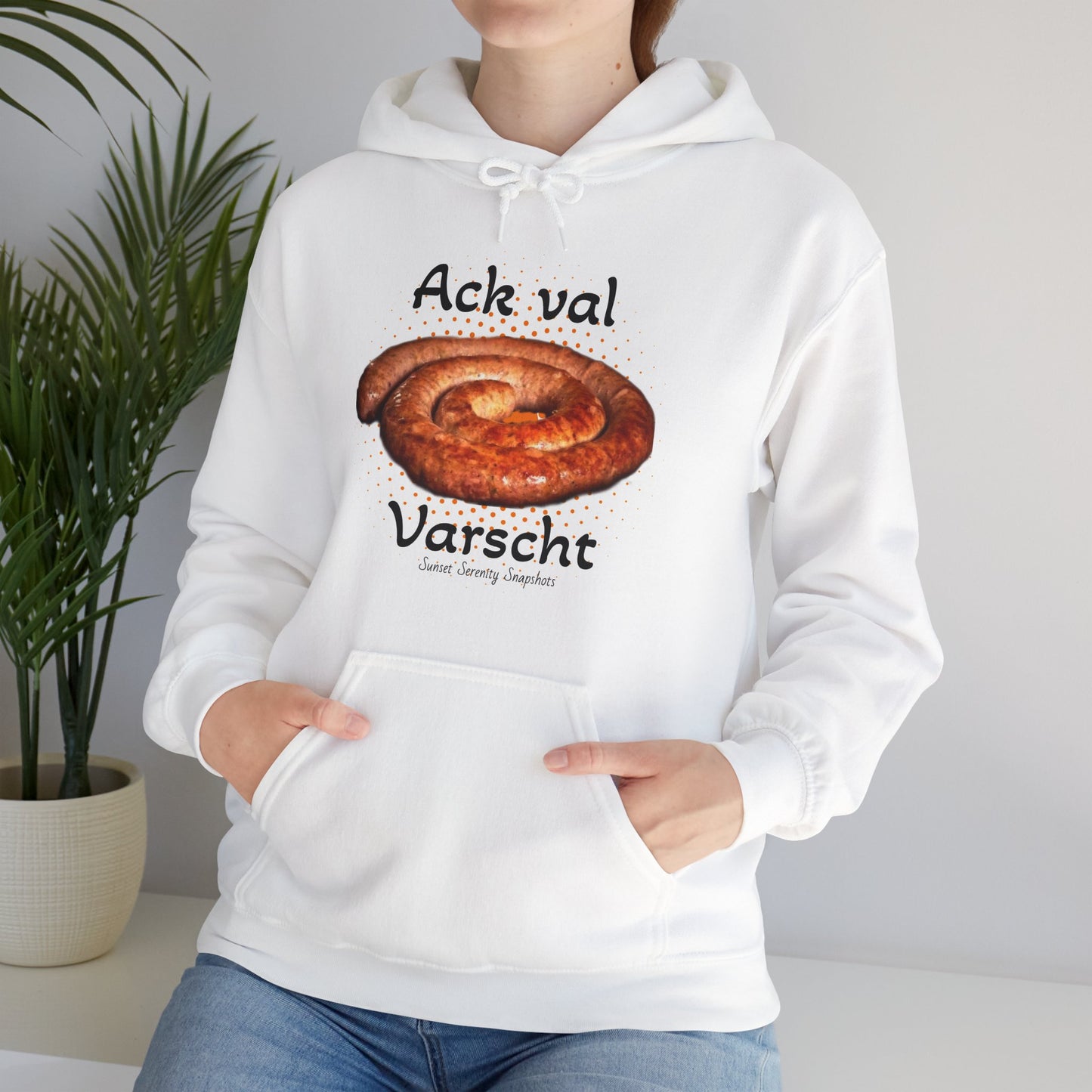 Varscht Unisex Heavy Blend™ Hooded Sweatshirt